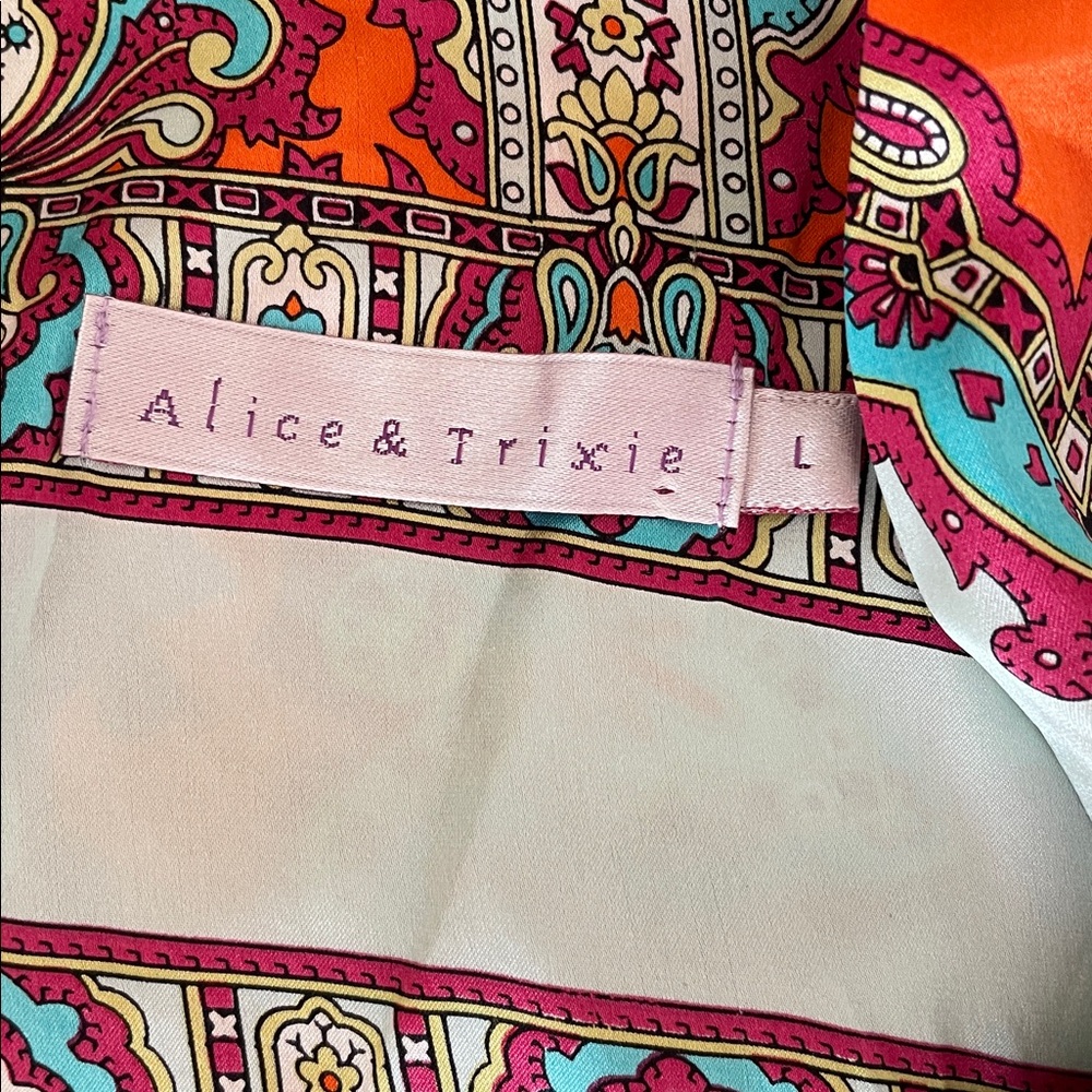 NWOT Alice & Trixie Multicolor Paisley Luxurious Silk Baby Doll Top Blouse L - Picture 9 of 12